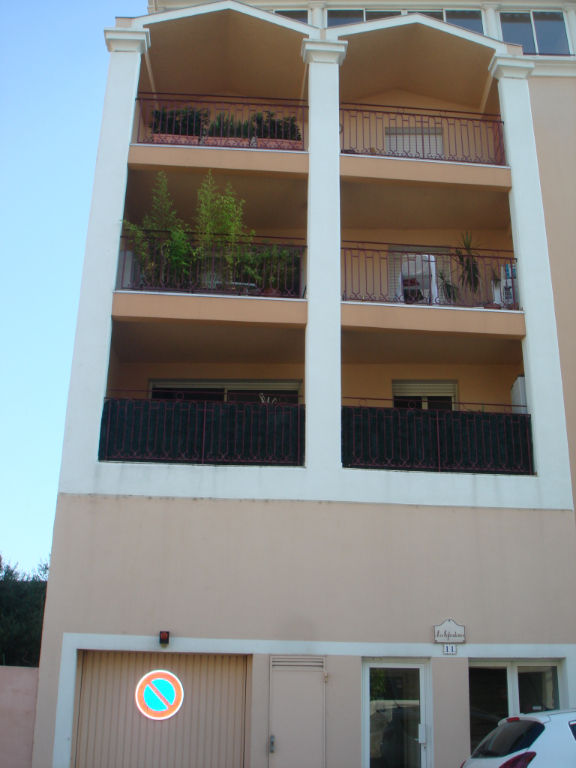 Appartement Hy&egrave;res (83400) 2 pi&egrave;ces 50.94 m&sup2;