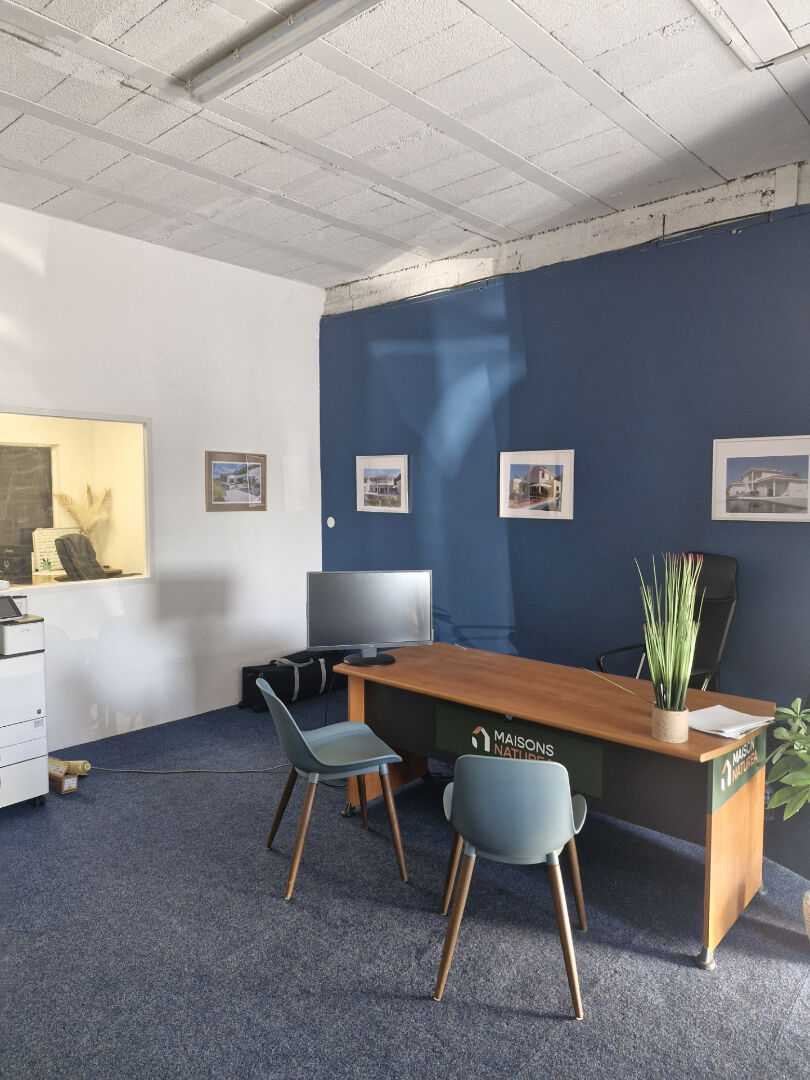 Local commercial HYERES (83400) 96.00 m²