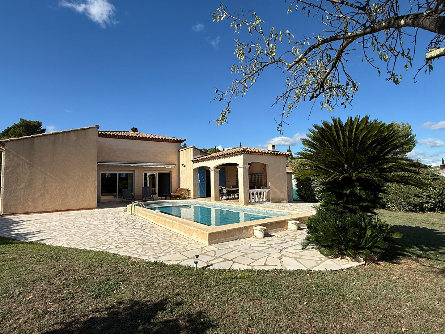 Maison LA CRAU (83260) 5 pièces 132.00 m²
