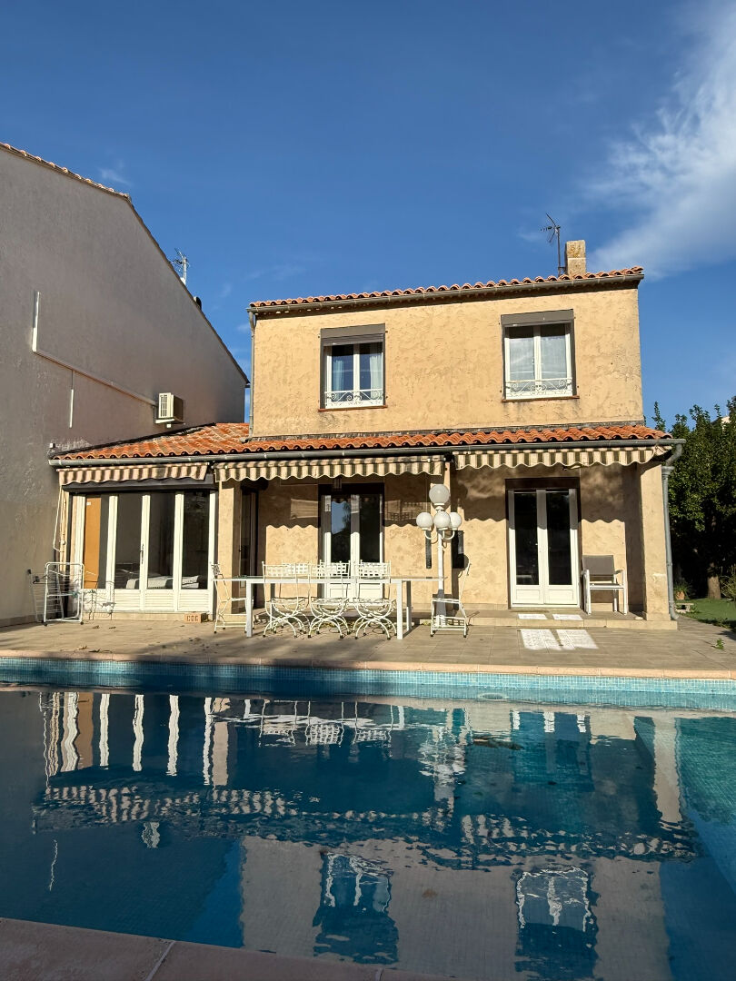 Maison LA CRAU (83260) 6 pièces 115.06 m²