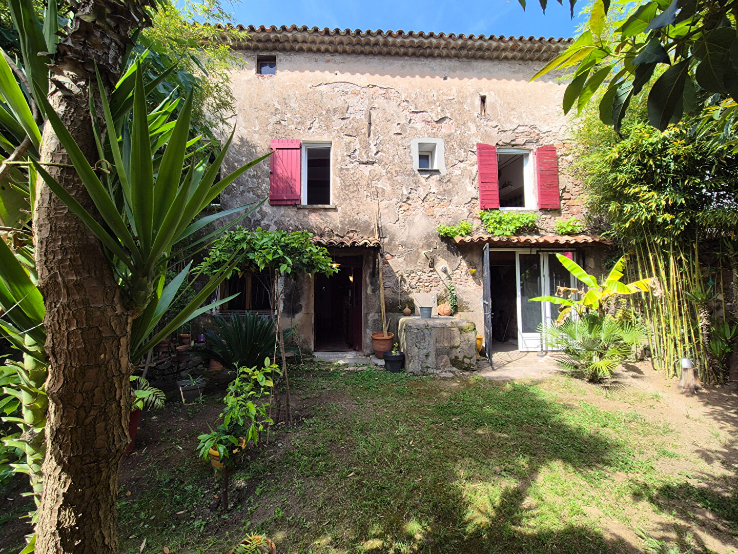 Maison LA CRAU (83260) 6 pièces 154.41 m²