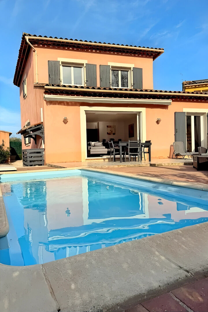 Maison LA CRAU (83260) 5 pi&egrave;ces 128.00 m&sup2;