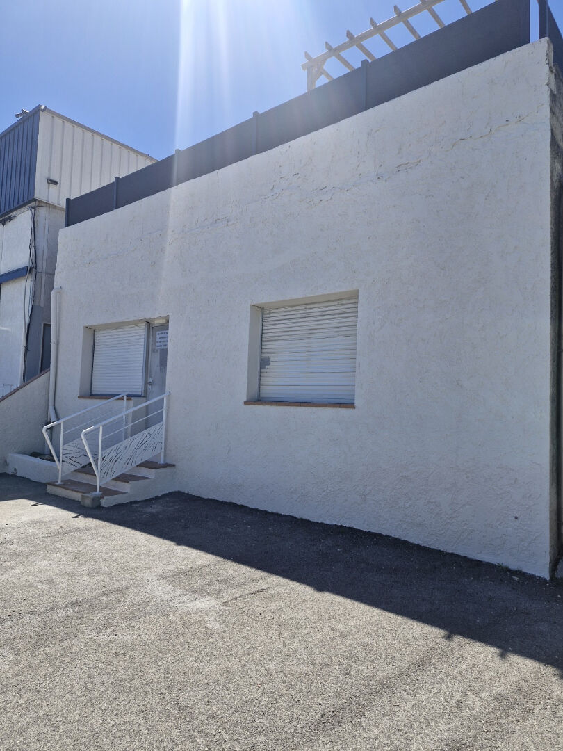 Local commercial SOLLIES VILLE (83210) 150.00 m&sup2;