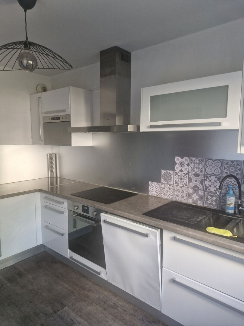 Appartement TOULON (83000) 3 pi&egrave;ces 66.00 m&sup2;