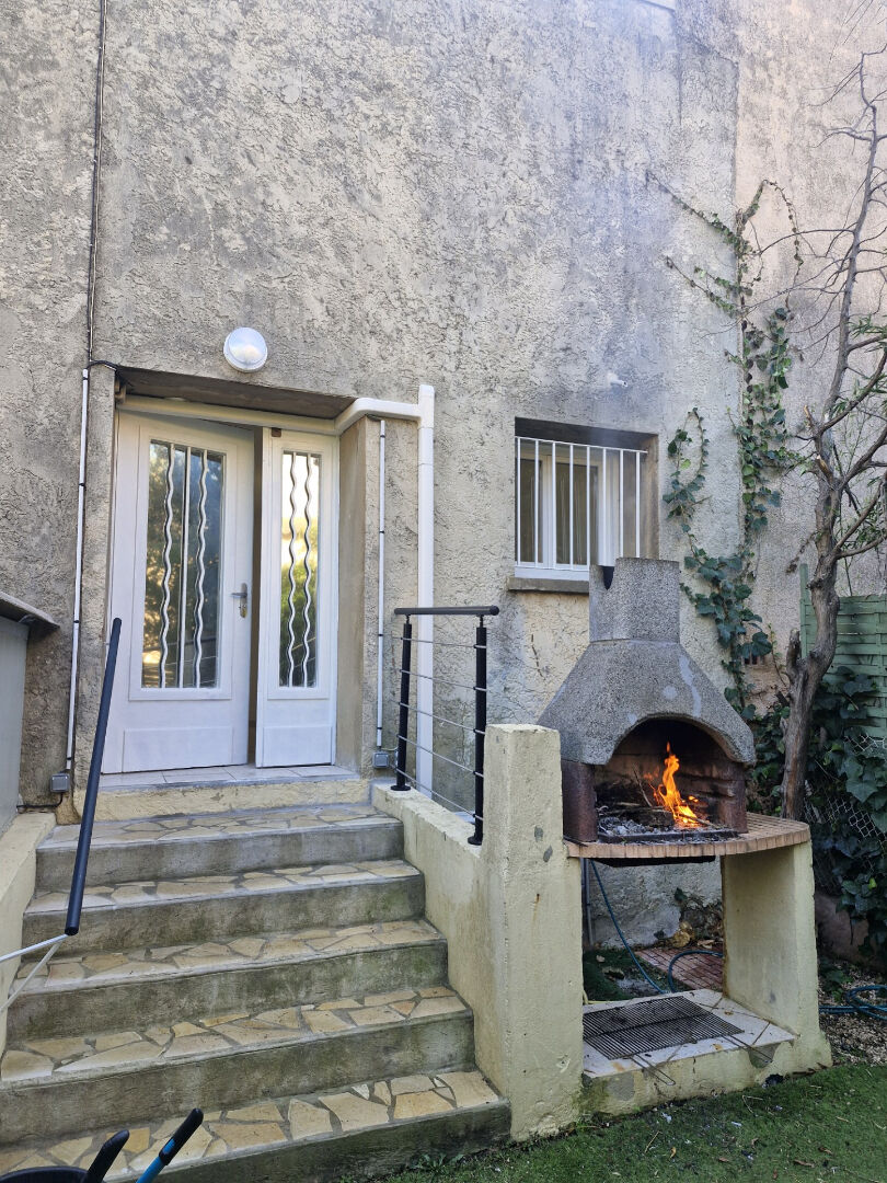 Appartement LA LONDE LES MAURES (83250) 2 pi&egrave;ces 35.00 m&sup2;