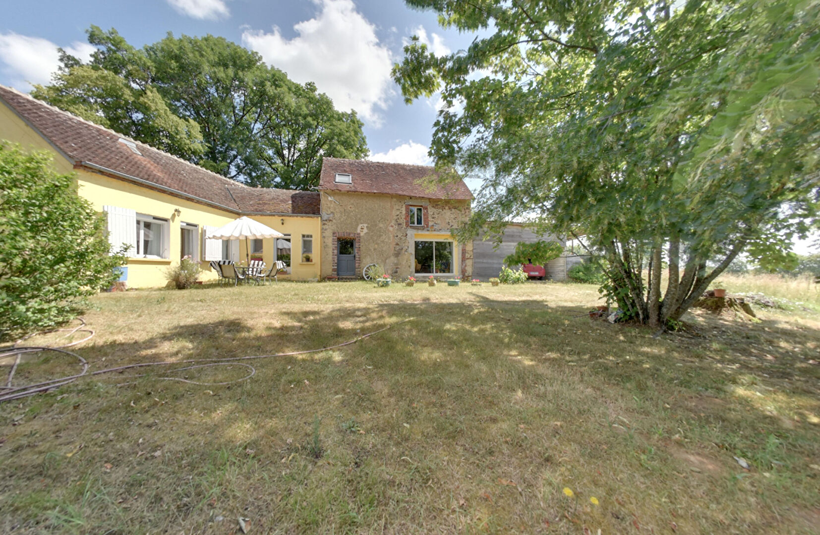 Maison FONTAINES (89130) 4 pi&egrave;ces 108.50 m&sup2;