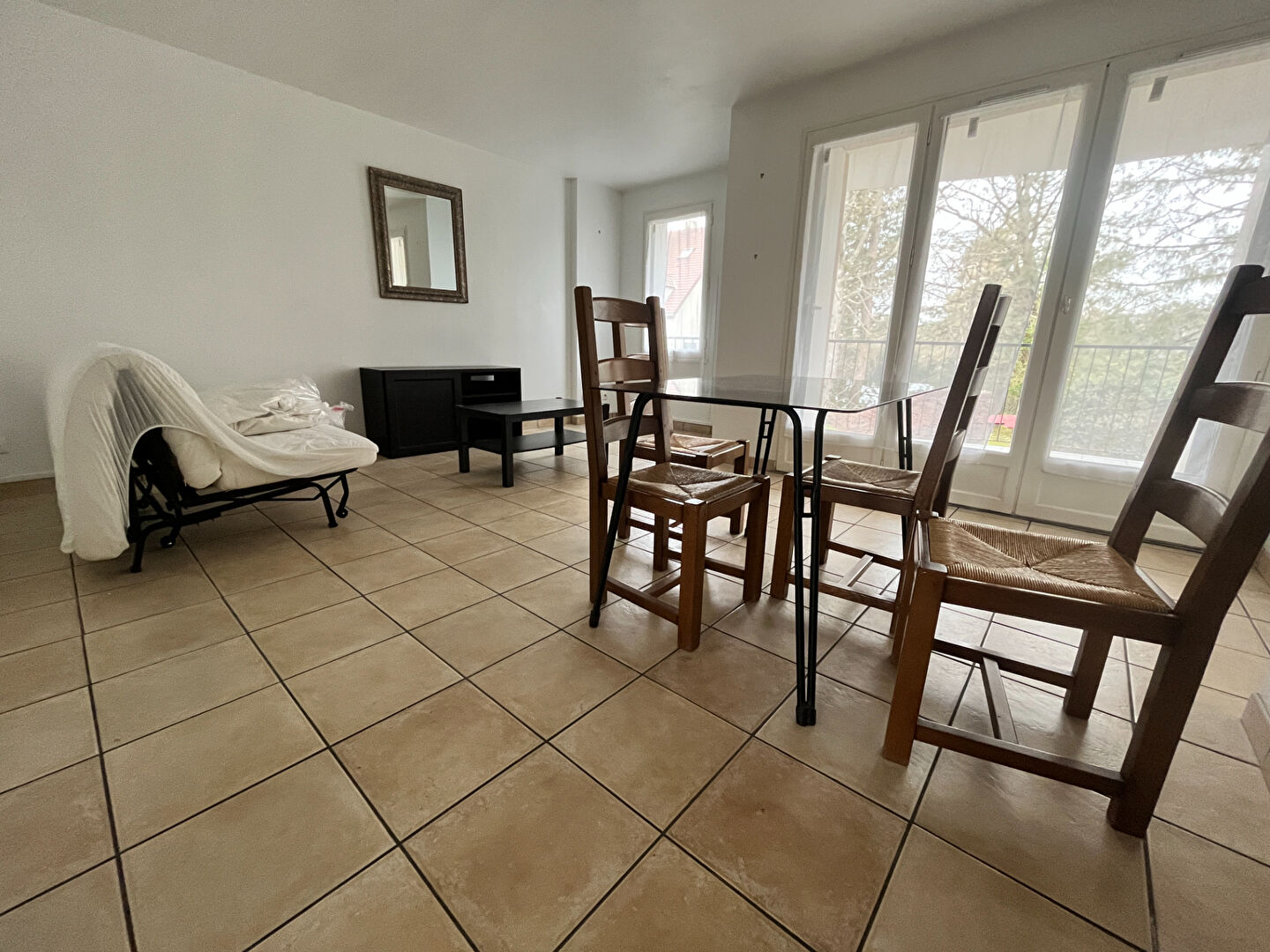 Appartement DOURDAN (91410) 2 pi&egrave;ces 50.49 m&sup2;