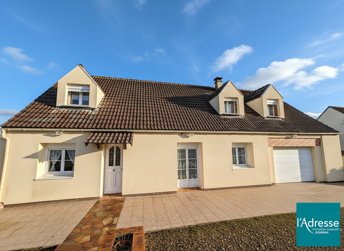 Maison DOURDAN (91410) 6 pi&egrave;ces 145.00 m&sup2;