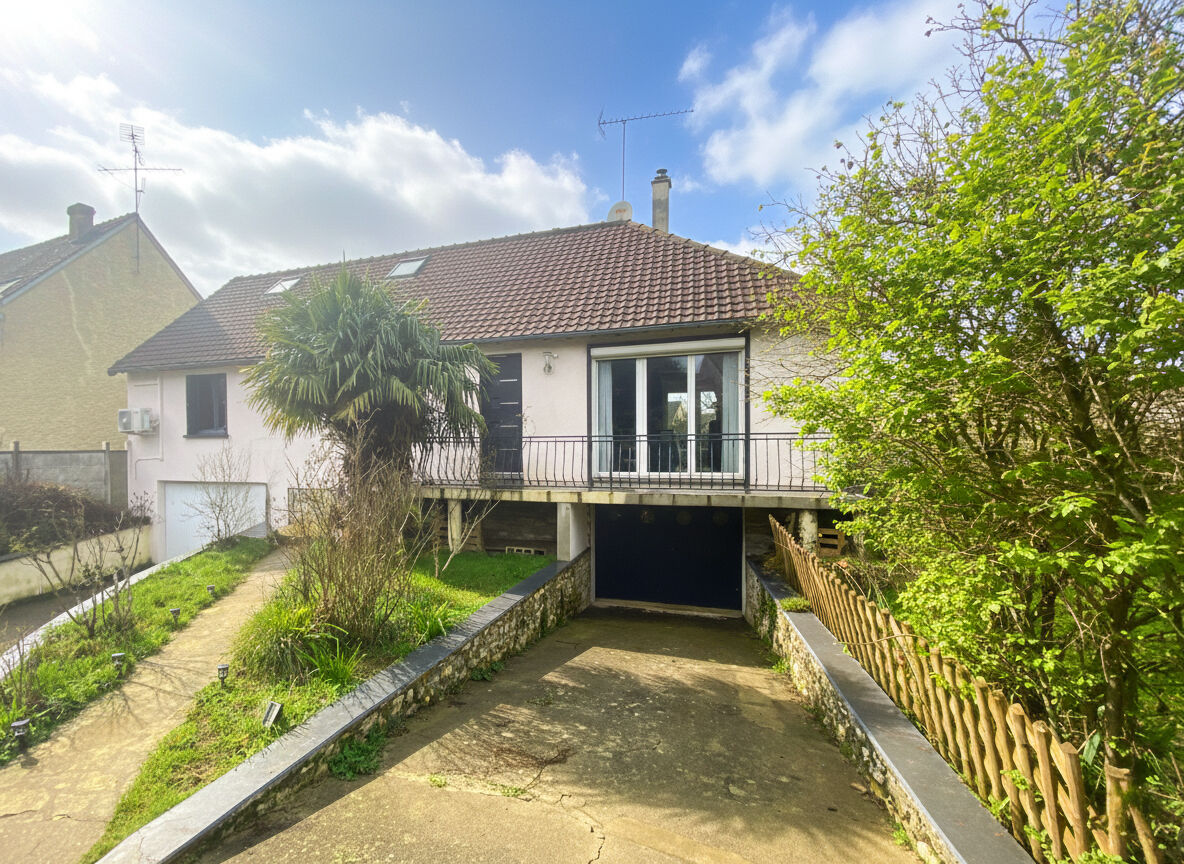 Maison DOURDAN (91410) 5 pi&egrave;ces 105.00 m&sup2;