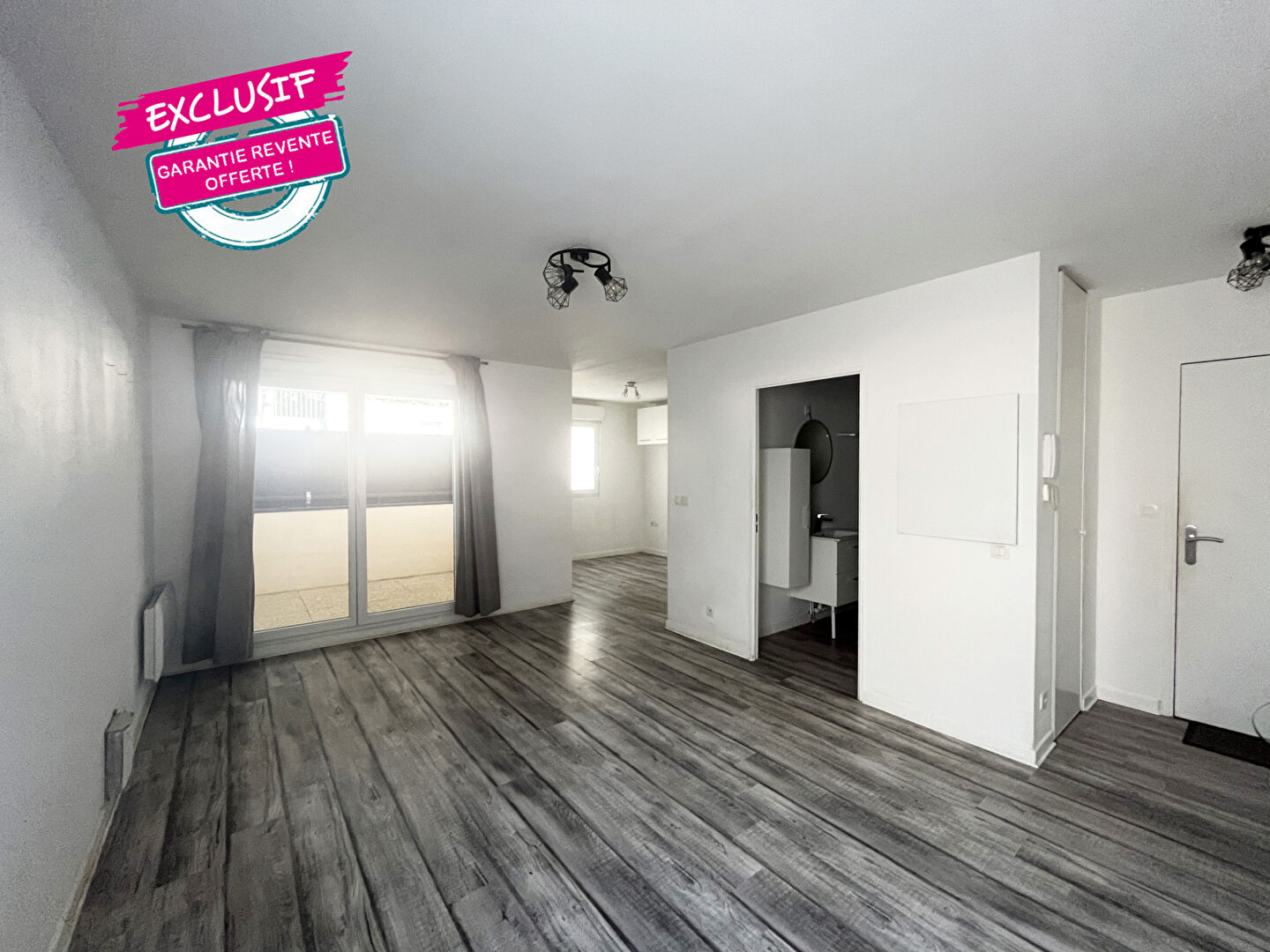 Appartement DOURDAN (91410) 1 pièce 35.00 m²
