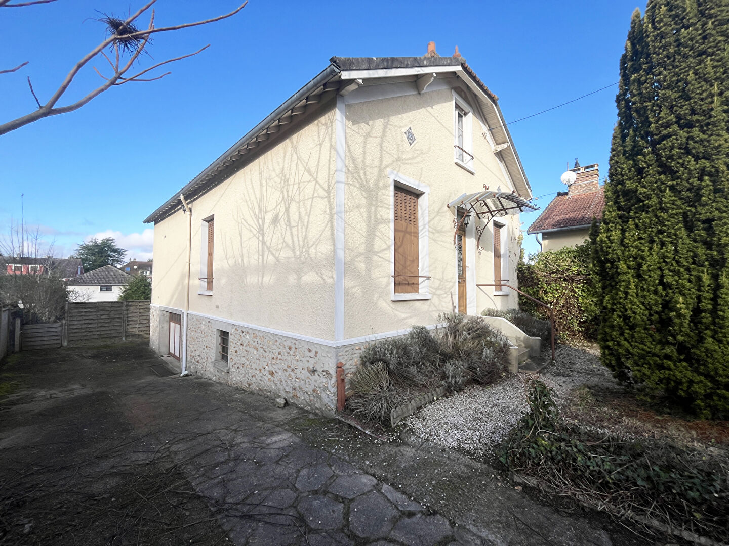 Maison DOURDAN (91410) 5 pièces 115.00 m²