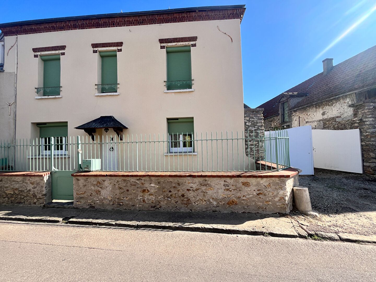 Maison CORBREUSE (91410) 4 pièces 136.78 m²