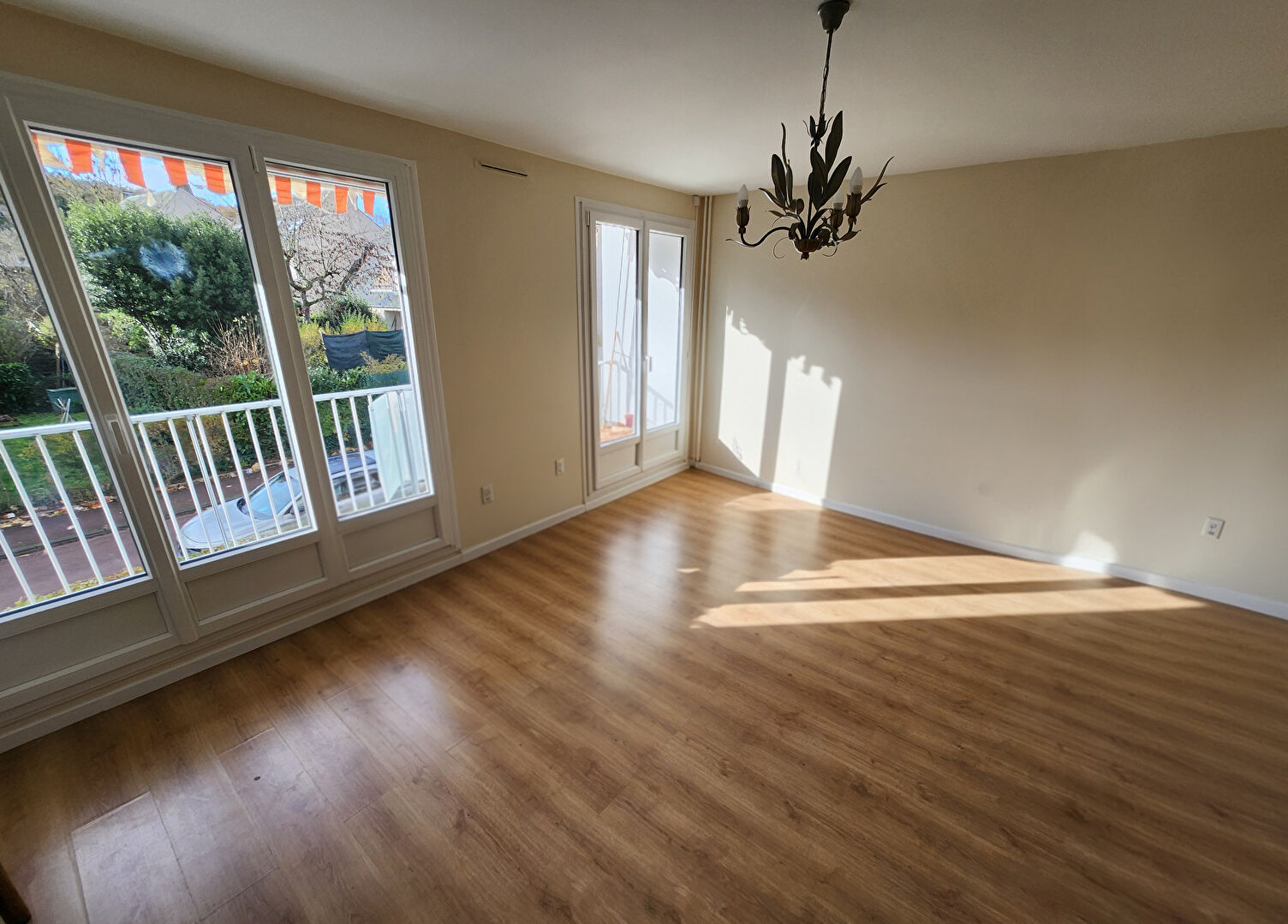 Appartement DOURDAN (91410) 3 pi&egrave;ces 67.33 m&sup2;