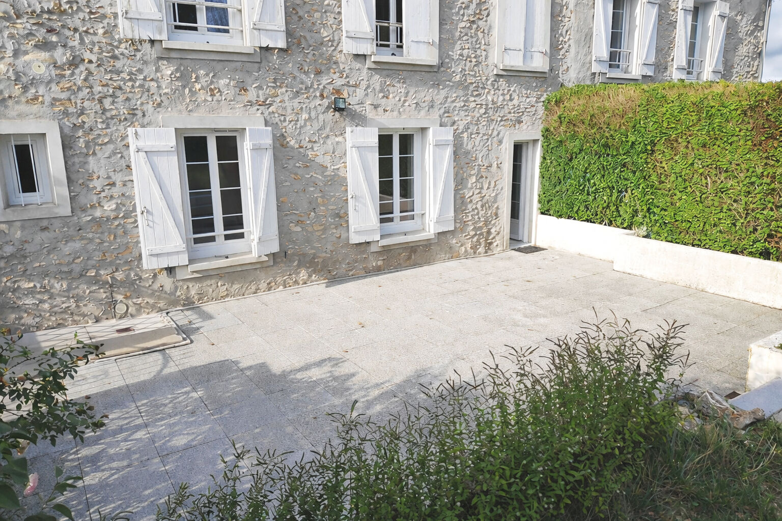 Appartement DOURDAN (91410) 3 pi&egrave;ces 50.00 m&sup2;