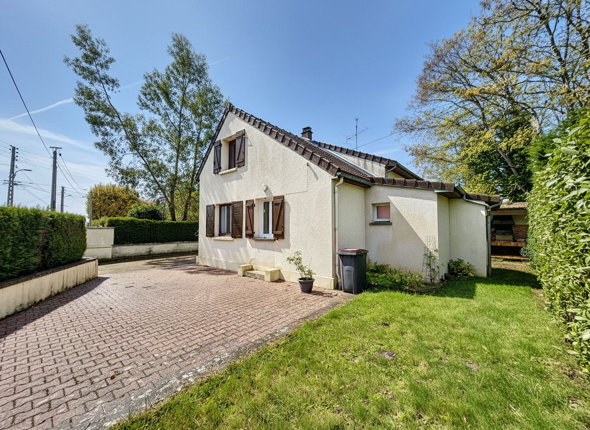 Maison DOURDAN (91410) 5 pi&egrave;ces 128.00 m&sup2;