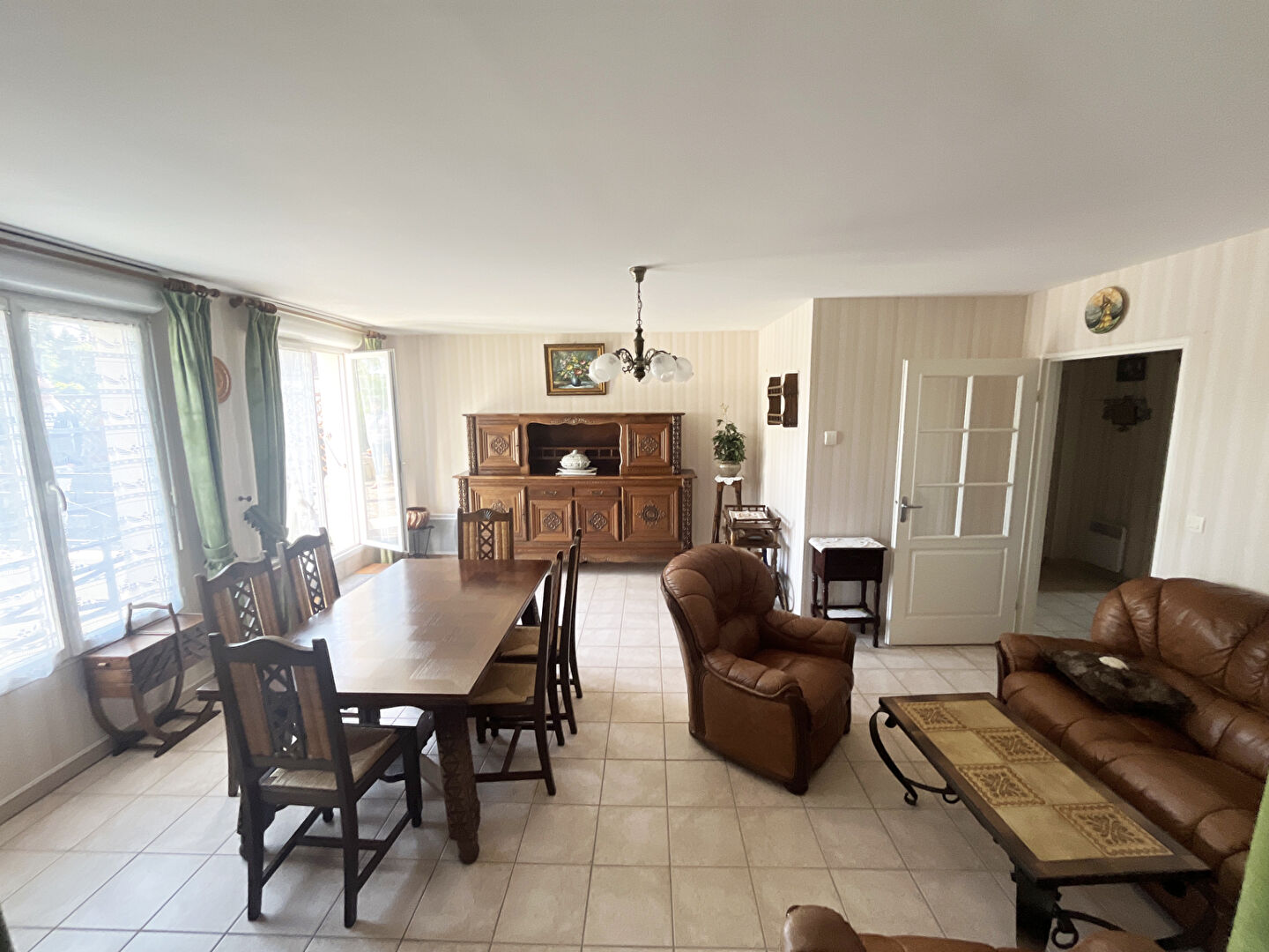 Appartement DOURDAN (91410) 4 pi&egrave;ces 85.97 m&sup2;