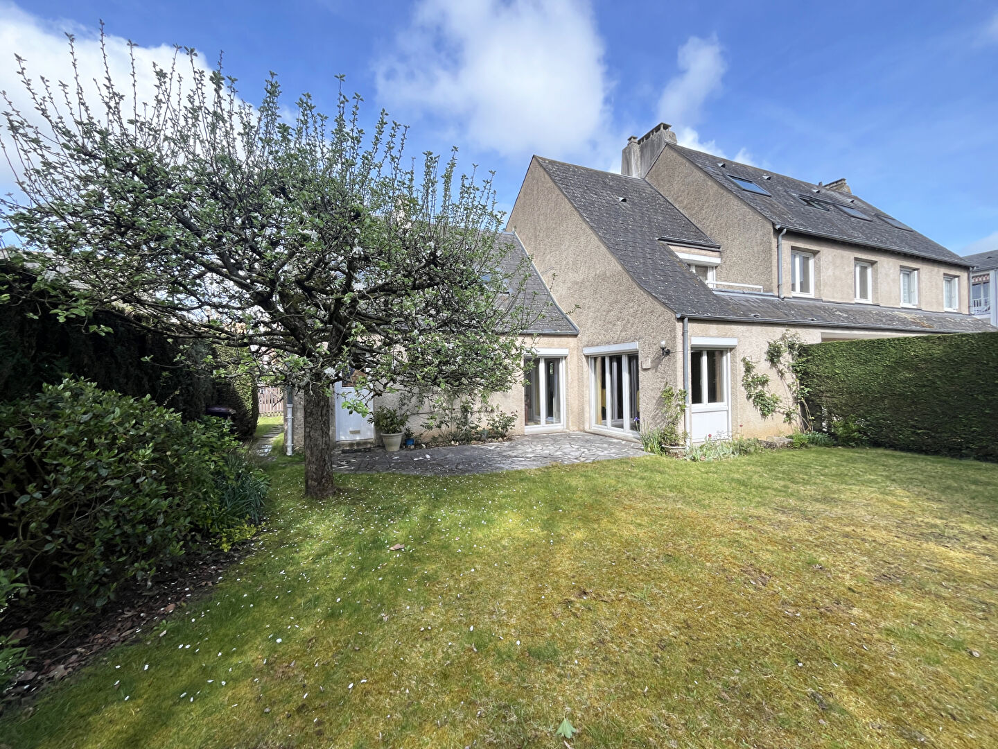Maison DOURDAN (91410) 6 pi&egrave;ces 125.96 m&sup2;