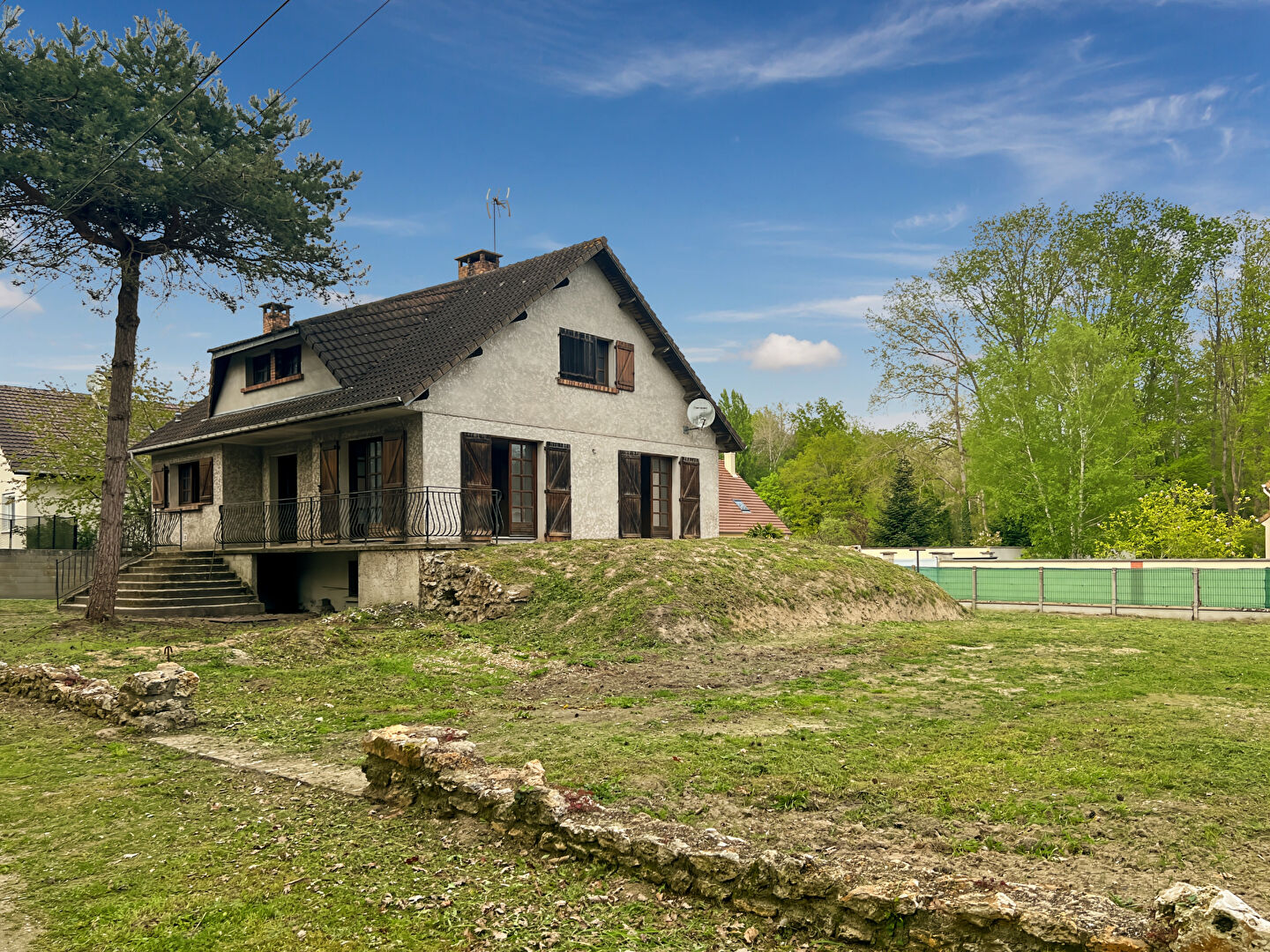 Maison DOURDAN (91410) 7 pi&egrave;ces 156.00 m&sup2;