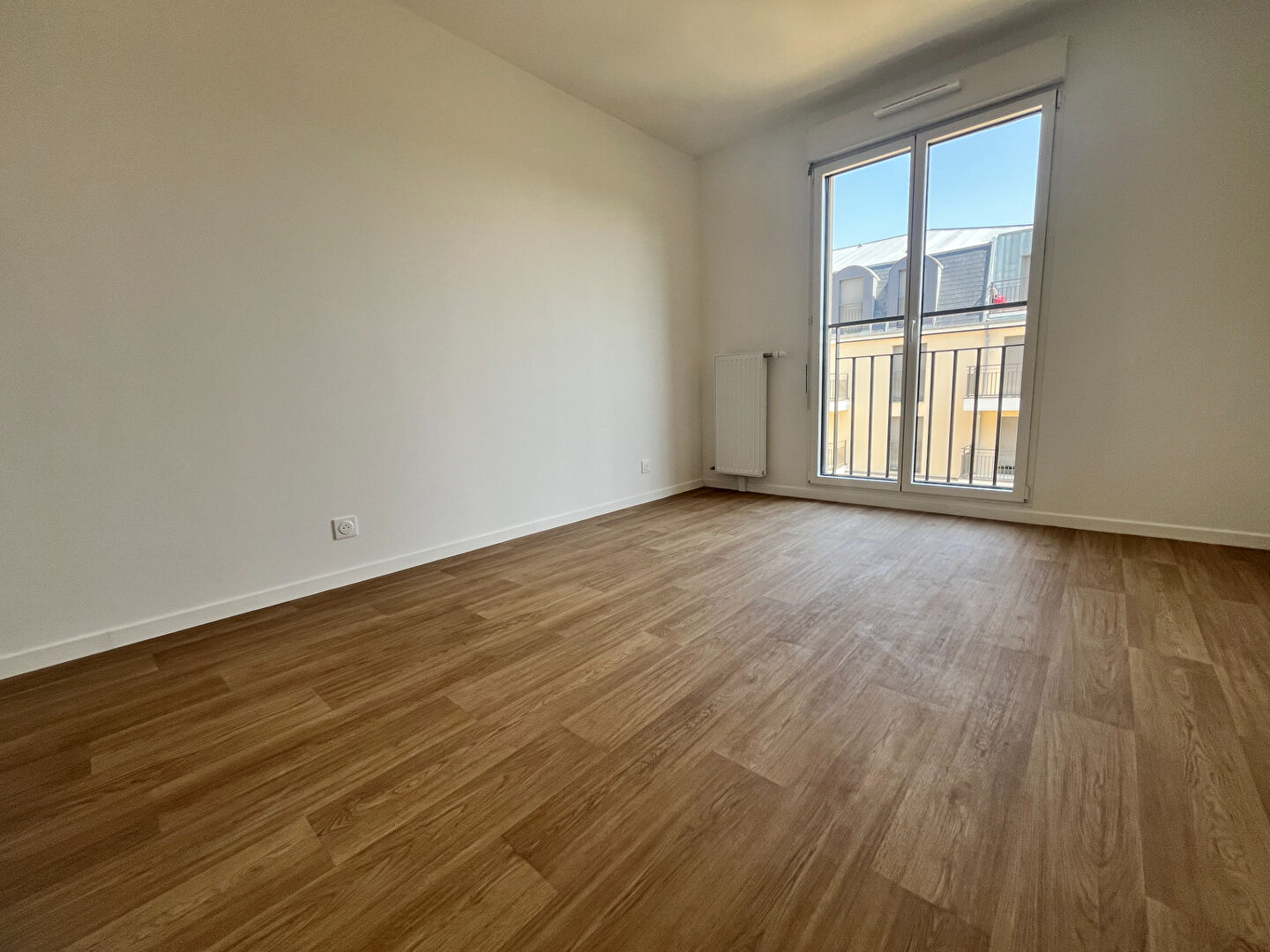 Appartement DOURDAN (91410) 4 pi&egrave;ces 91.88 m&sup2;