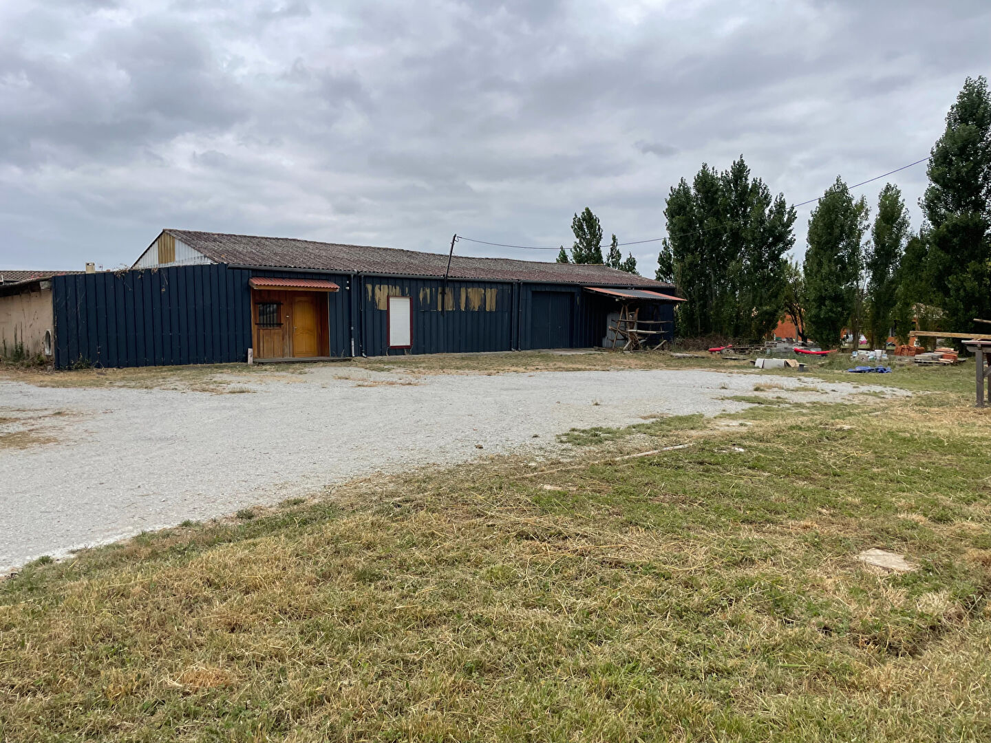 Local commercial CASTELNAUDARY (11400) 8 pièces 261.03 m²