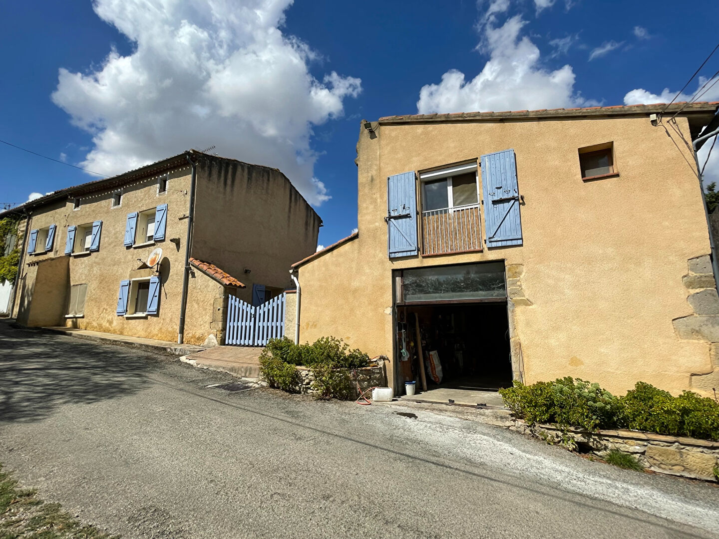 Maison à Vendre à SaintFélixdeRieutord (09120) Achat / Vente
