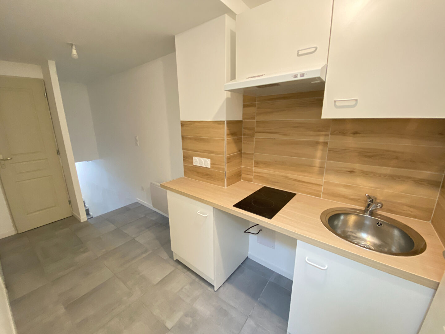 Appartement CASTELNAUDARY (11400) 1 pi&egrave;ce 20.68 m&sup2;