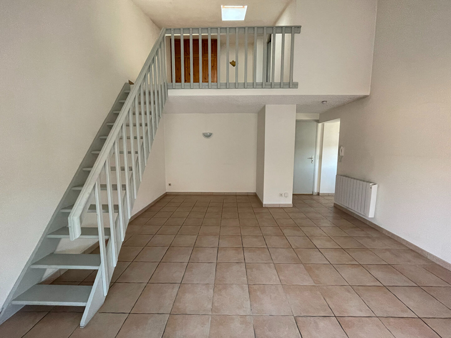 Appartement CASTELNAUDARY (11400) 1 pièce 52.93 m²