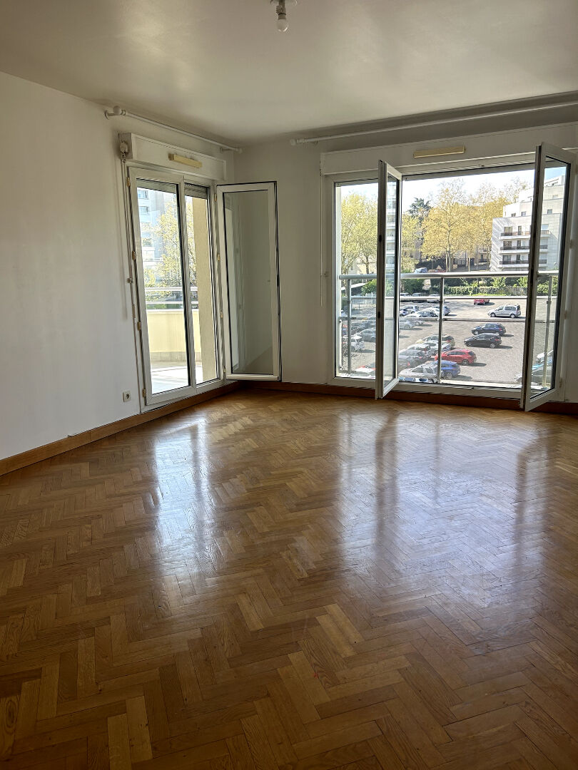 Appartement CHATILLON (92320) 2 pièces 57.15 m²