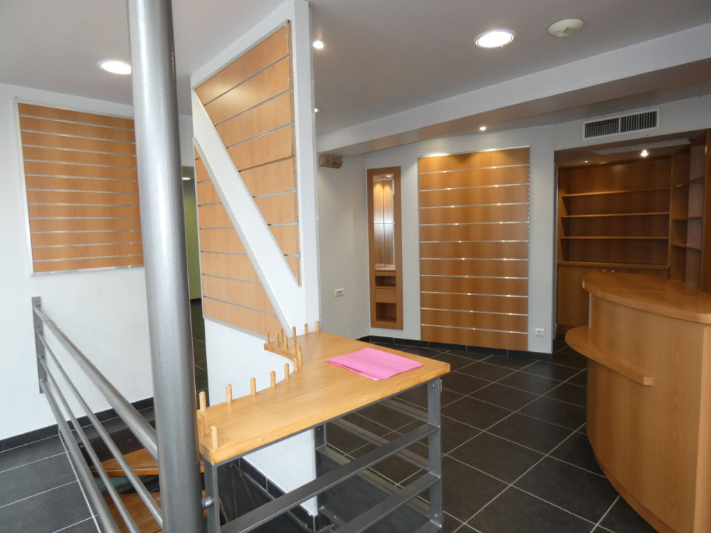 Local commercial ROMORANTIN LANTHENAY (41200) 3 pièces 72.00 m²