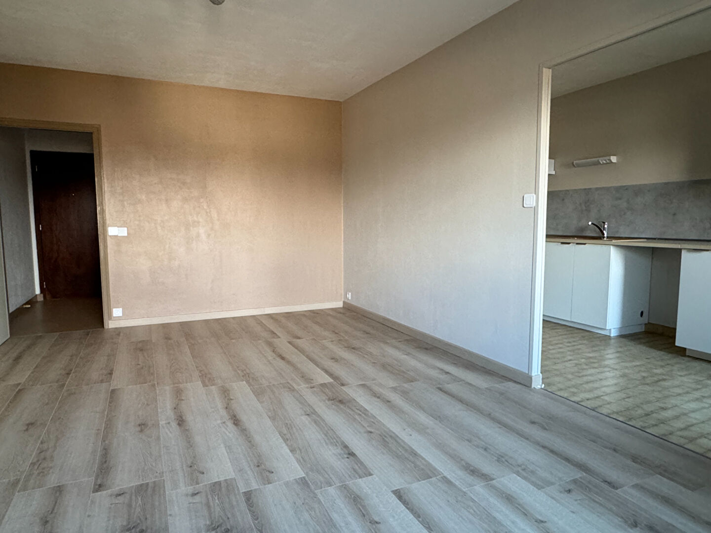 Appartement ROMORANTIN LANTHENAY (41200) 1 pi&egrave;ce 45.00 m&sup2;