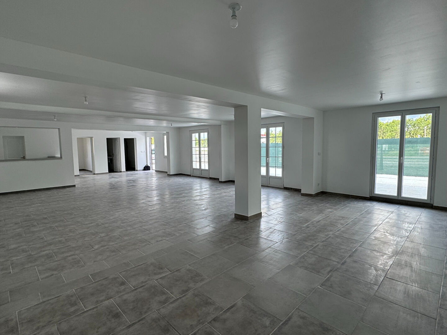Local commercial PRUNIERS EN SOLOGNE (41200) 134.00 m&sup2;