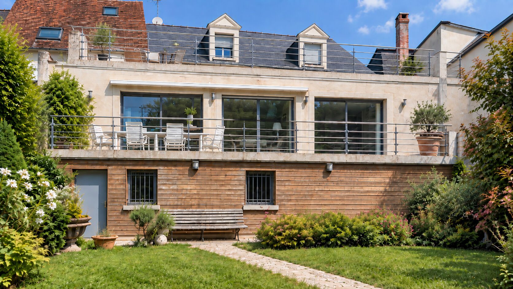 Maison 8 pièces 294 m² · à Romorantin-Lanthenay · 294 m² · 730 000 €