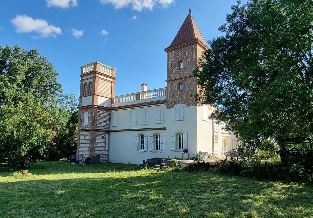 Maison Aussonne (31840) 5 pièces 223.00 m²
