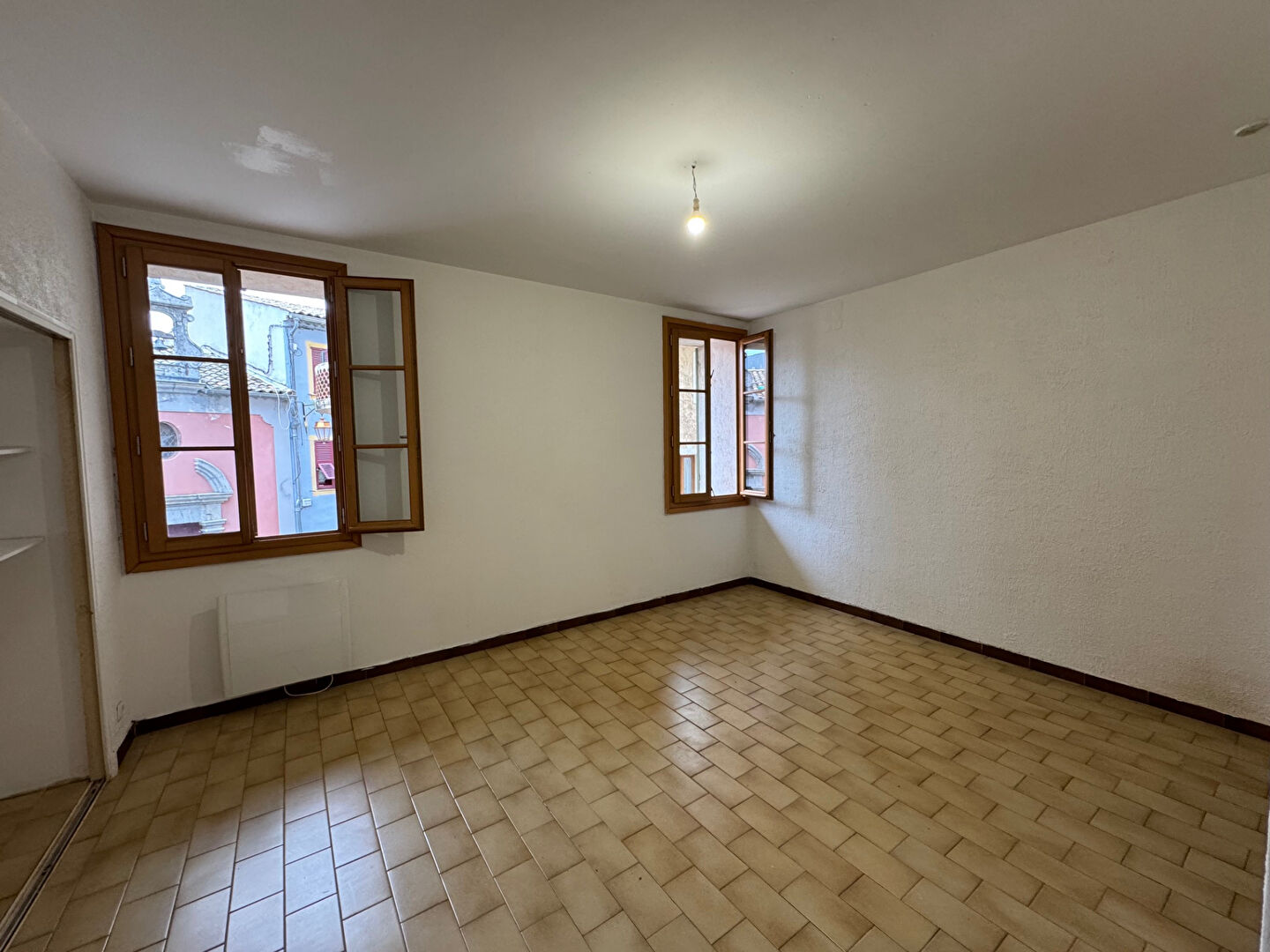 Appartement LEVENS (06670) 1 pièce 42.00 m²