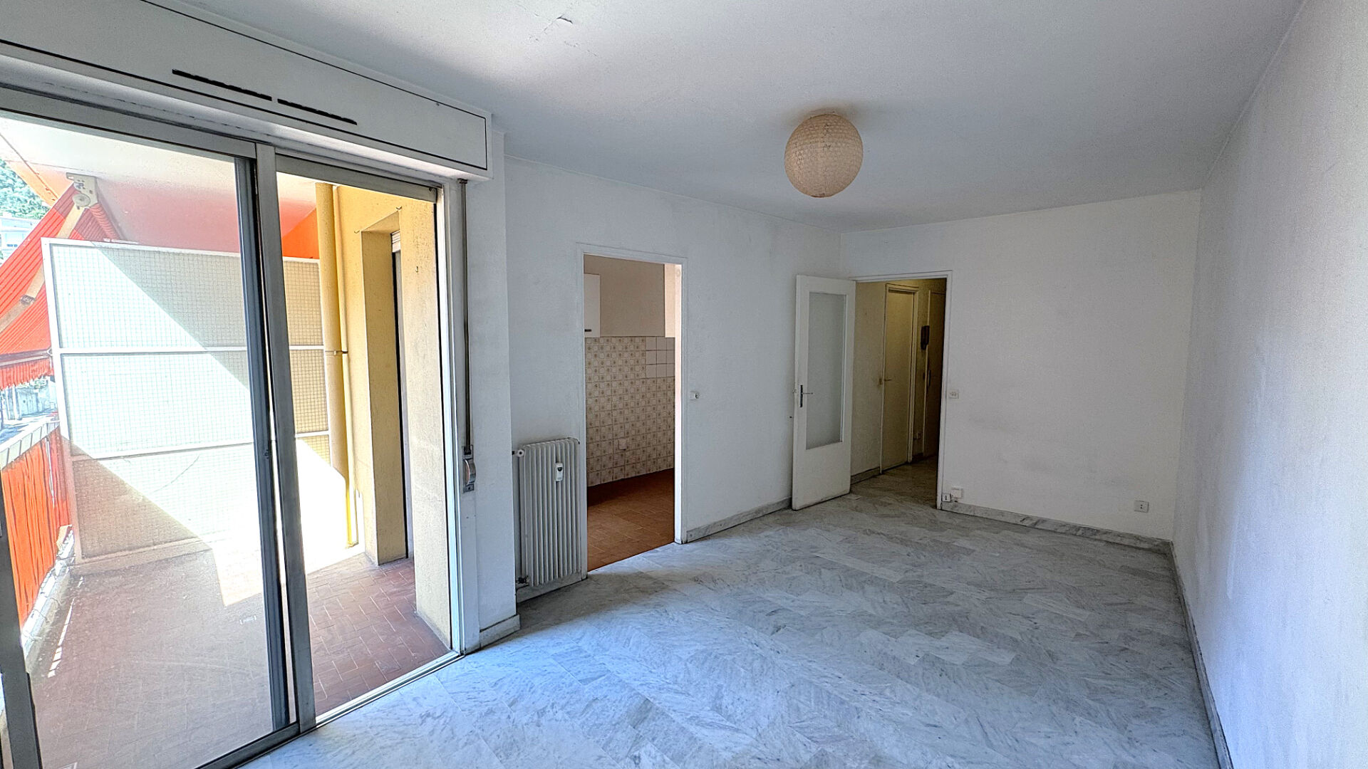 Appartement Nice (06100) 1 pièce 30.00 m²
