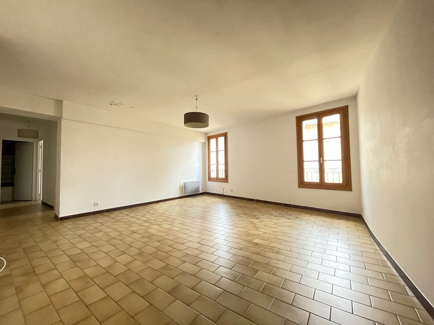 Appartement LEVENS (06670) 4 pièces 82.00 m²