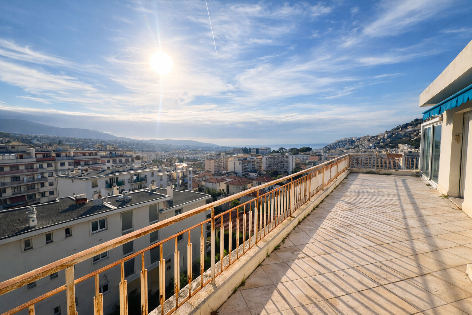 Appartement Nice (06100) 2 pi&egrave;ces 68.51 m&sup2;