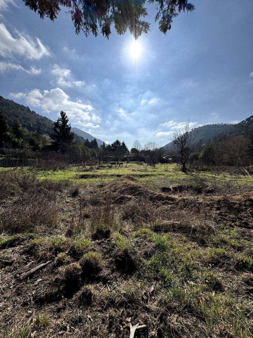 Terrain LEVENS (06670) 1632.00 m&sup2;