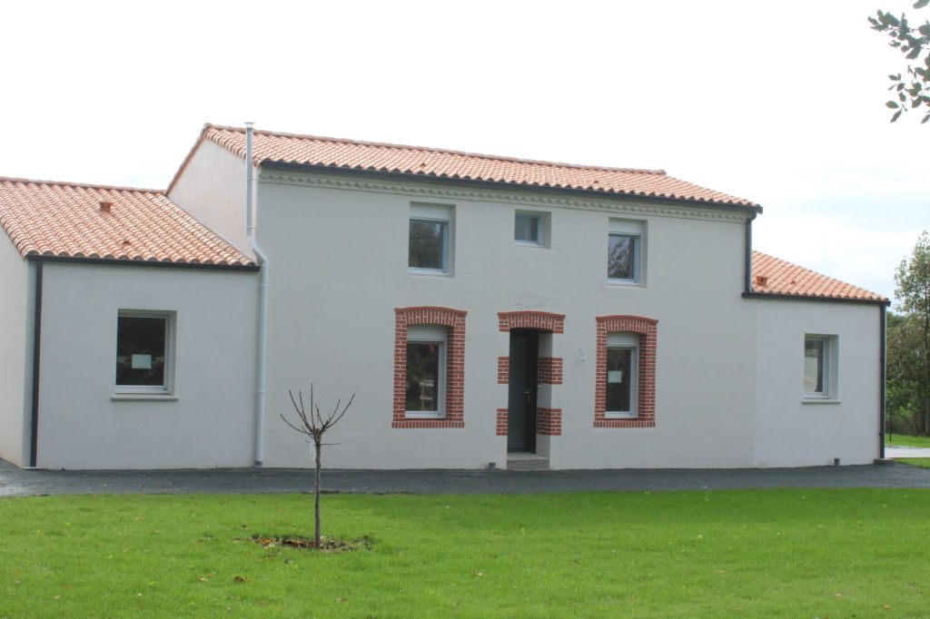Maison AVRILLE (85440) 4 pièces 112.00 m²