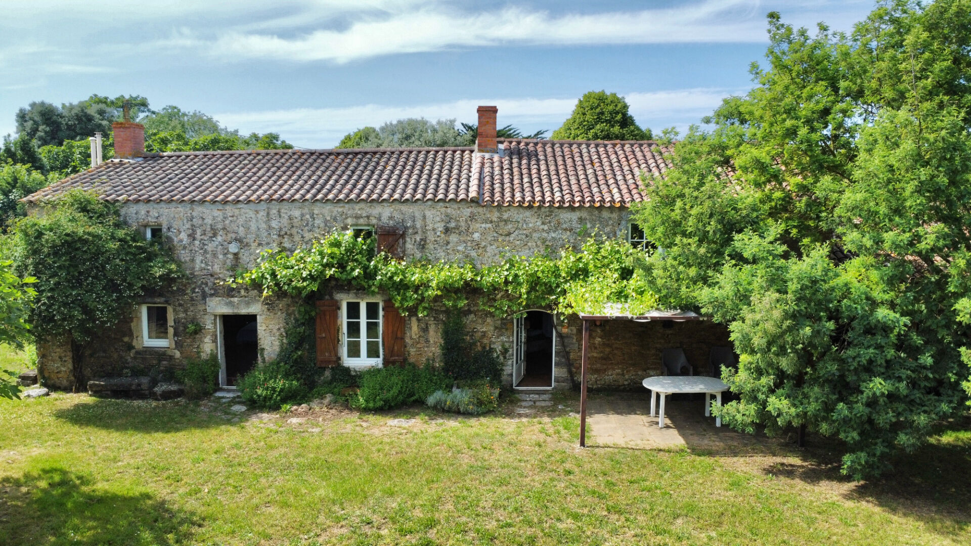 Maison JARD SUR MER (85520) 7 pièces 298.00 m²