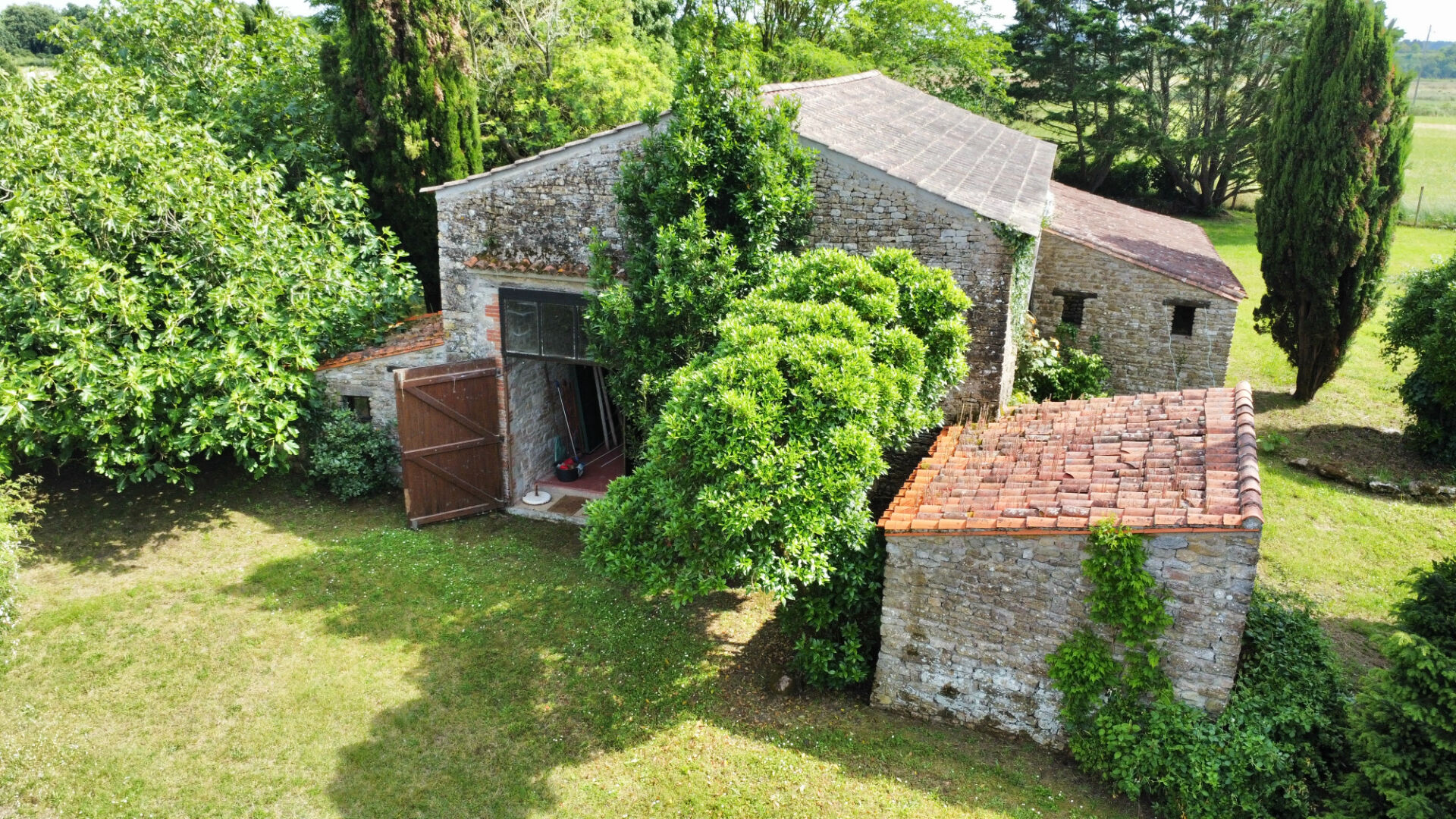 Maison JARD SUR MER (85520) 7 pièces 298.00 m²