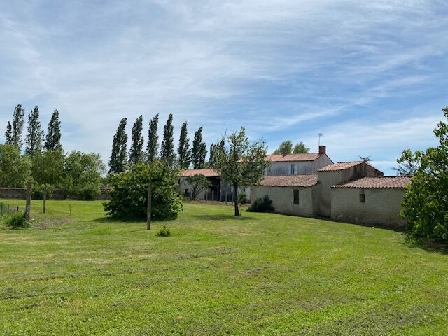 Maison ANGLES (85750) 9 pièces 250.00 m²