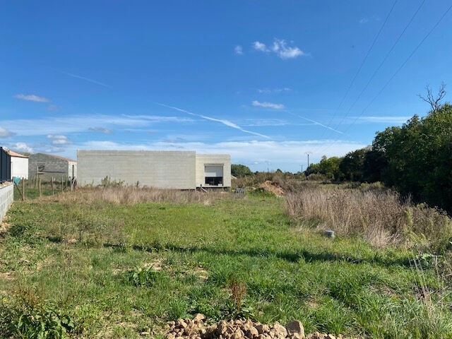 Terrain AVRILLE (85440) 577.00 m&sup2;
