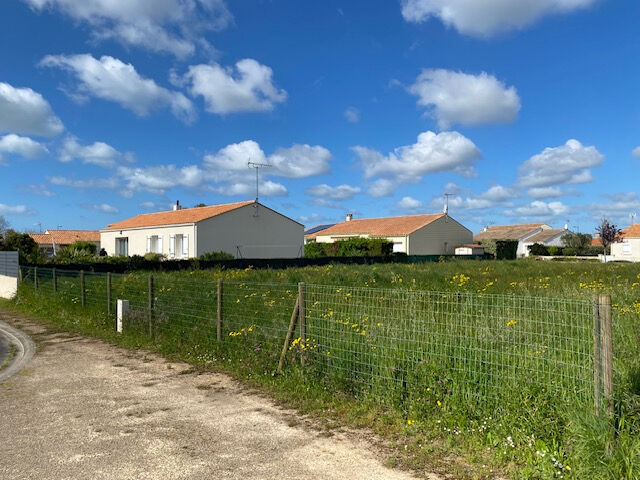 Terrain LONGEVILLE SUR MER (85560) 679.00 m²