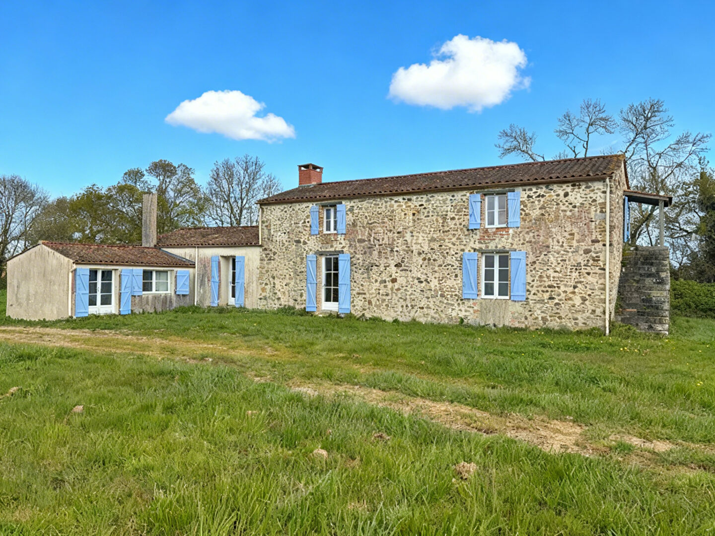 Maison LE BERNARD (85560) 8 pi&egrave;ces 175.00 m&sup2;