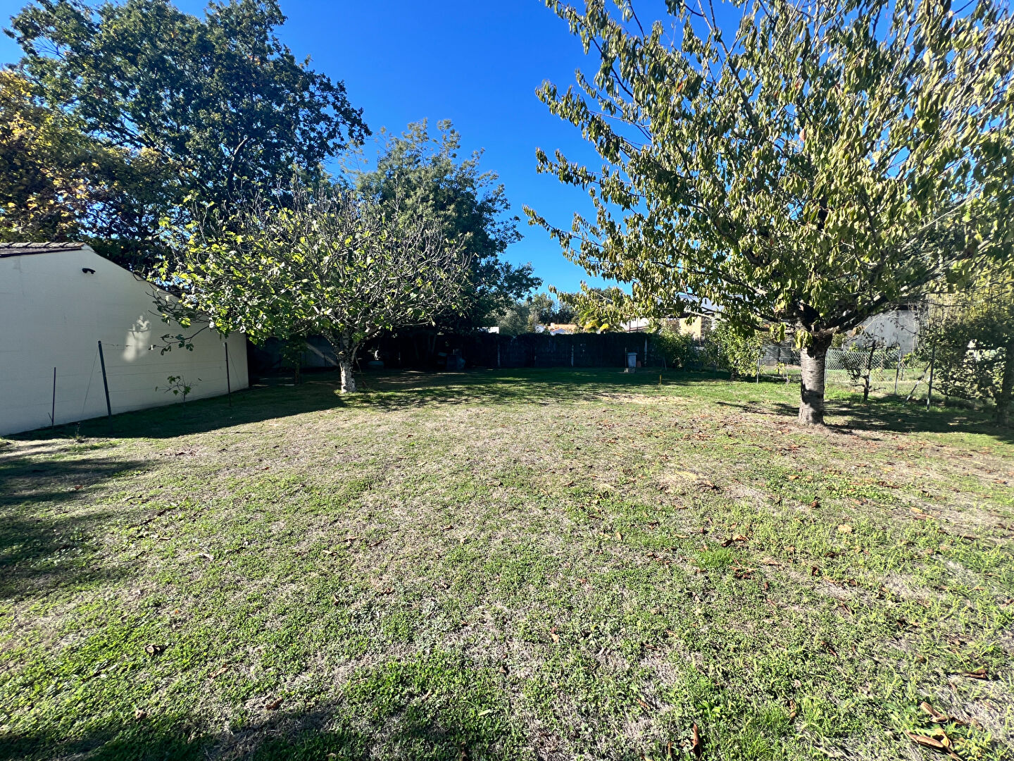 Terrain TALMONT SAINT HILAIRE (85440) 455.00 m&sup2;