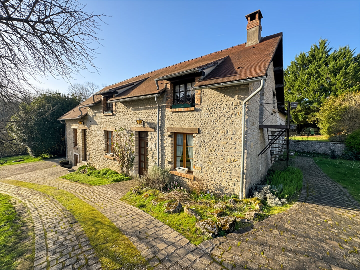 Maison ETAMPES (91150) 8 pi&egrave;ces 192.63 m&sup2;