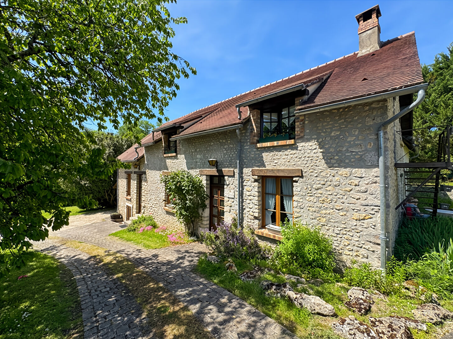 Maison ETAMPES (91150) 8 pi&egrave;ces 192.63 m&sup2;