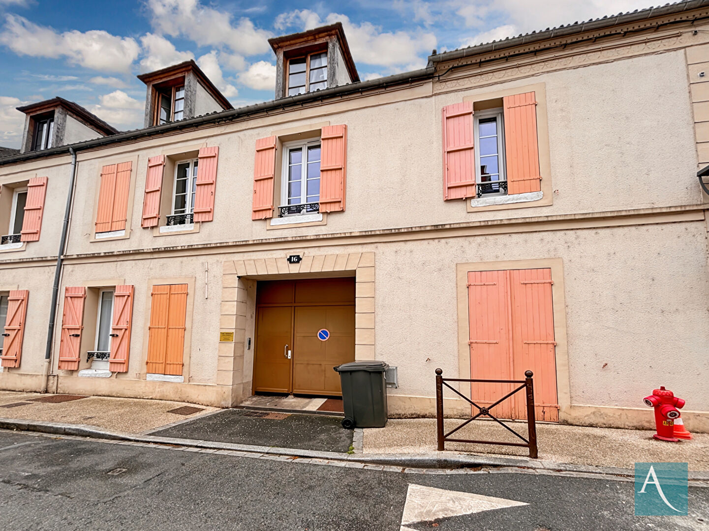 Appartement ARPAJON (91290) 1 pièce 26.00 m²