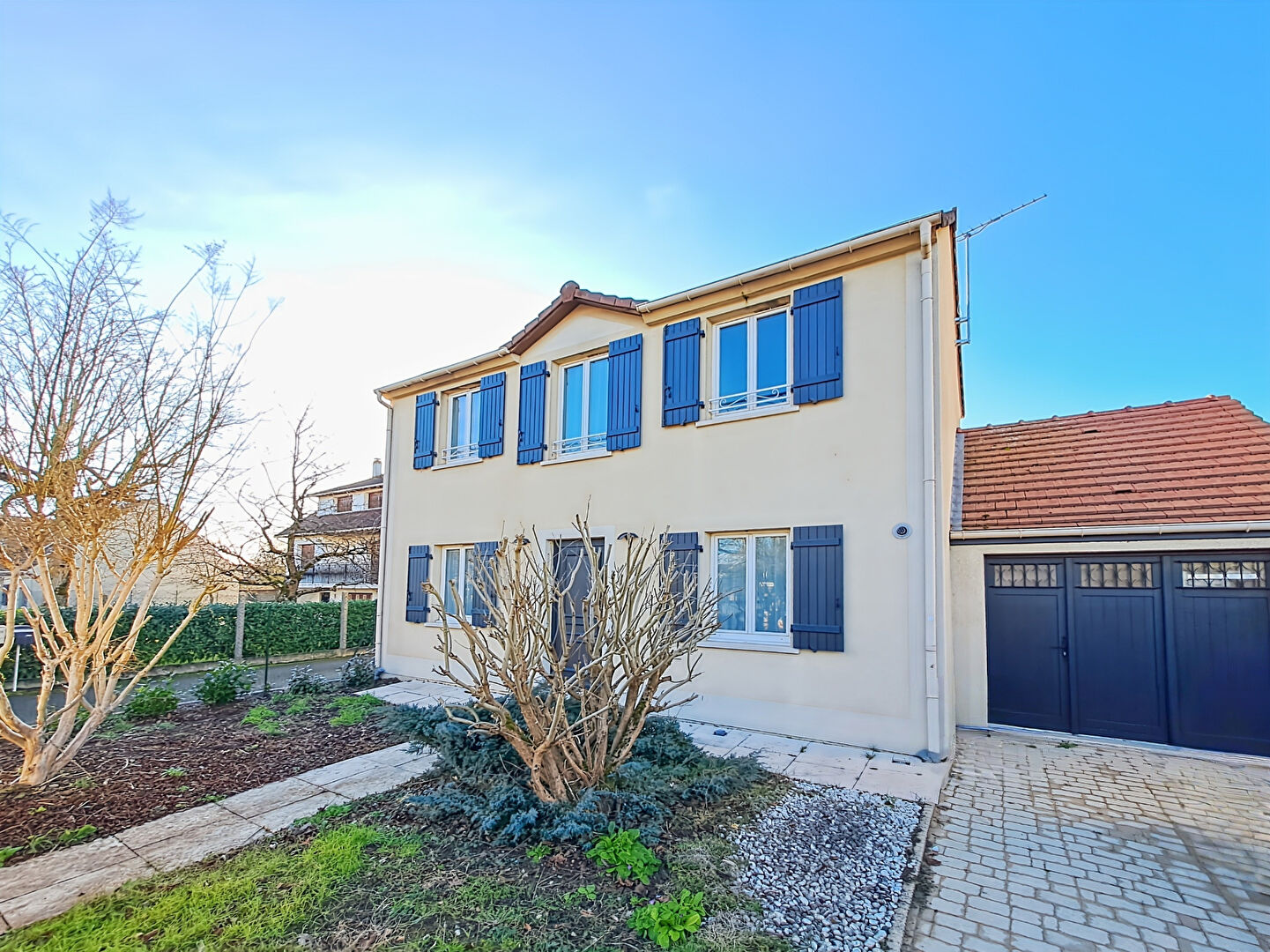 Maison OLLAINVILLE (91340) 5 pi&egrave;ces 112.00 m&sup2;